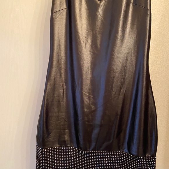 bebe! Mini dress 💄 - Picture 4 of 8